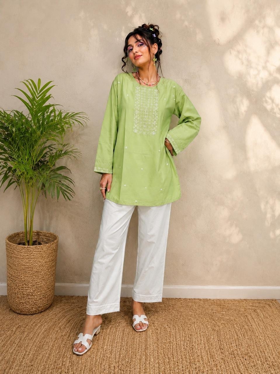 Embroidered Kurti & Trouser – Mint Green